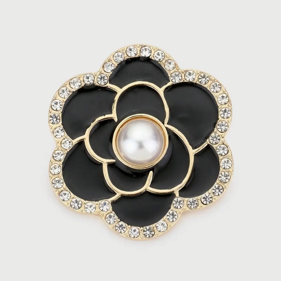 #776 Fabulous Pearl Centered Camellia Flower Pin Brooch